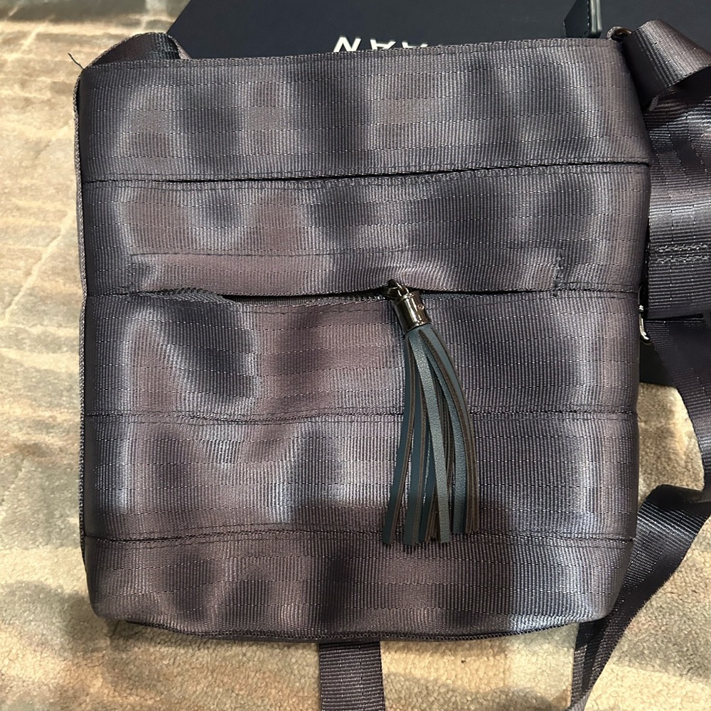 Elegant Navy Crossbody Bag